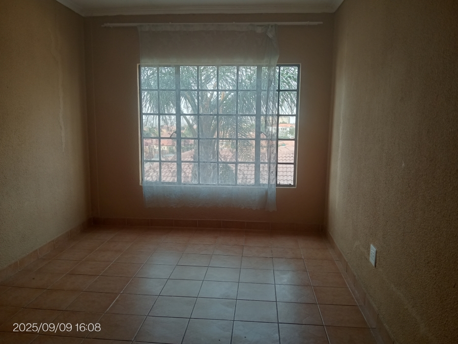 To Let 3 Bedroom Property for Rent in Geelhoutpark North West